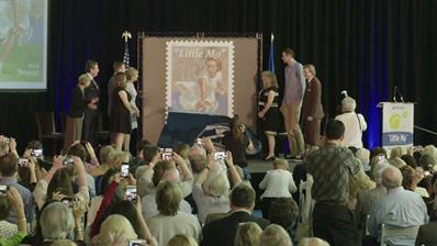 little-mo-stamp-ceremony-unveiling