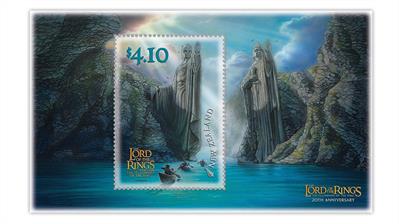 new-zealand-2021-lord-rings-statues-gates-argonath-river-anduin-souvenir-sheet