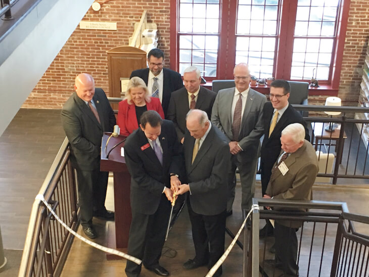 ribbon-cutting-new-aprl-space