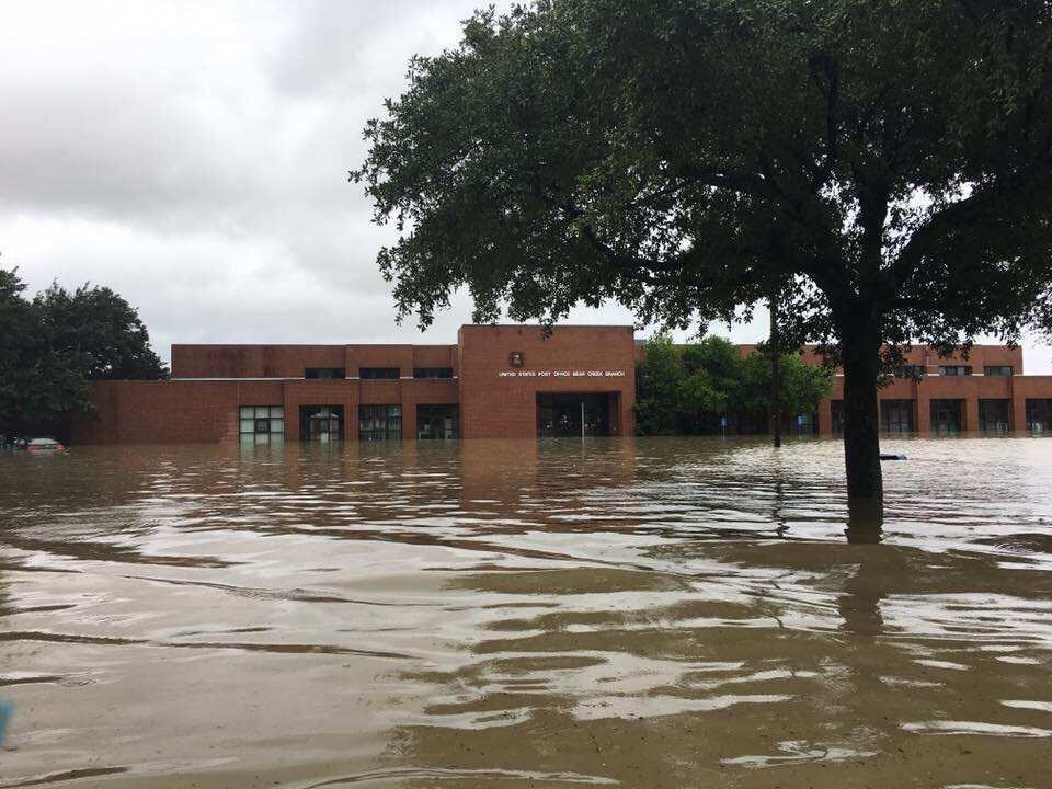 texas-post-office-flood-front